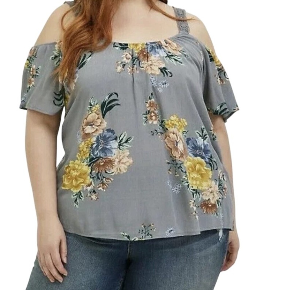 Torrid Women's 3X Floral Cold Shoulder Blouse Gray Rayon Crochet Straps